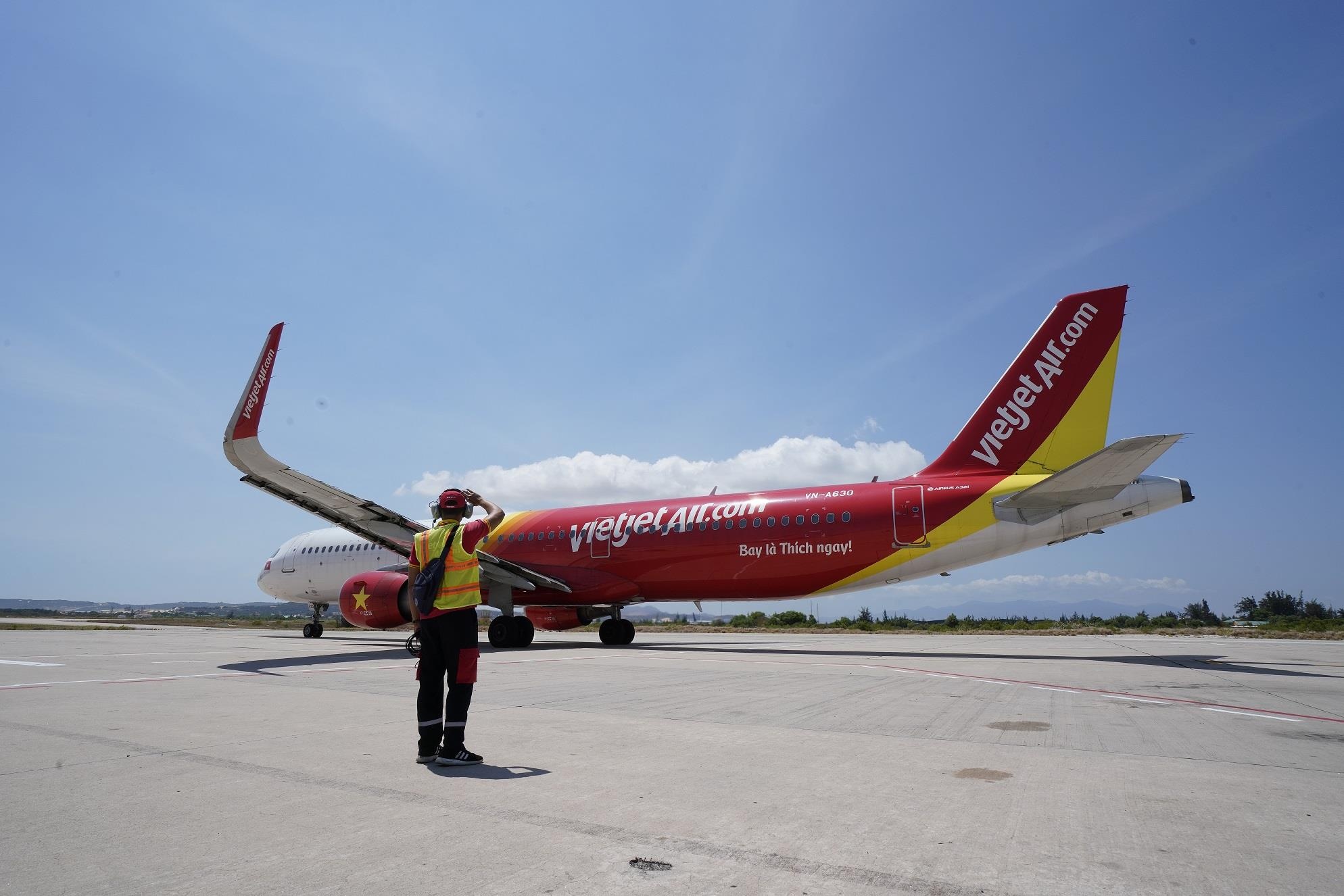 Doanh thu van tai hang khong Vietjet tang 28% trong quy I hinh anh