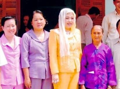 Nu 'dai gia ngam' tu Phuc Yen Prosper lan dau chia se voi truyen thong hinh anh