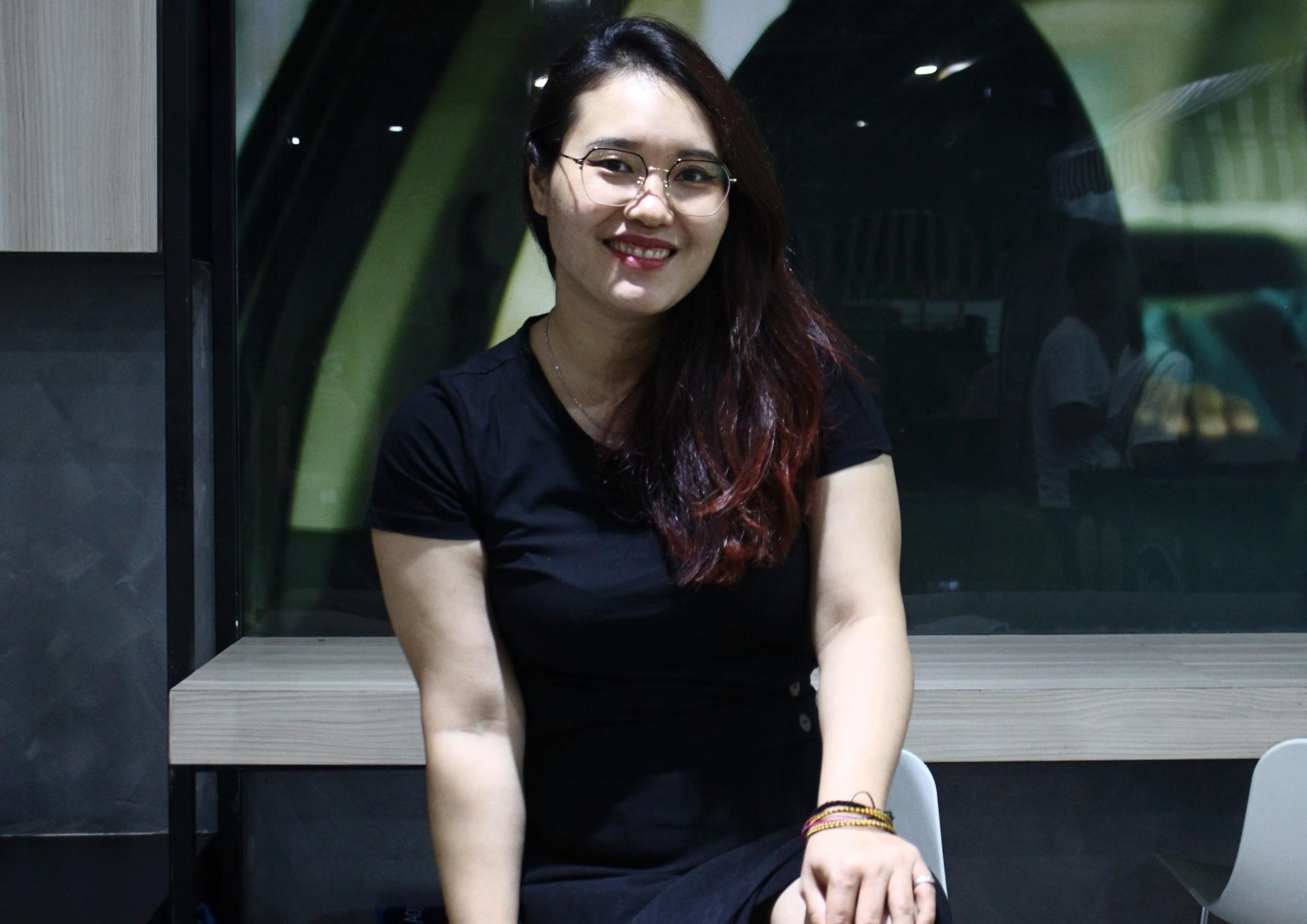 Dat xe qua Grab, nguoi phu nu duoc ve xem UEFA Champions League hinh anh