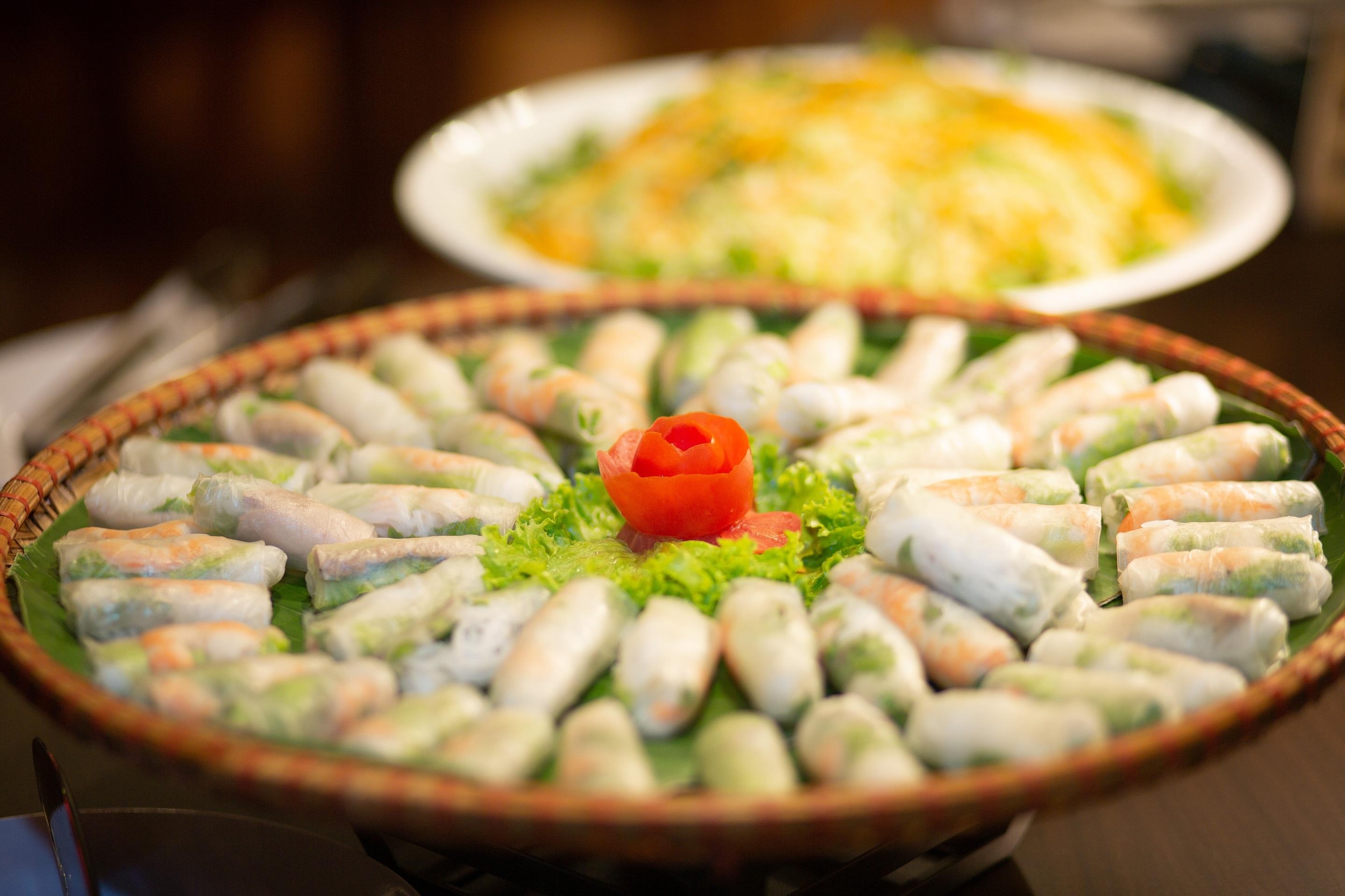 th-gi-i-buffet-sun-world-danang-gi-m-n-25-cho-th-c-n-h-n-100-m-n
