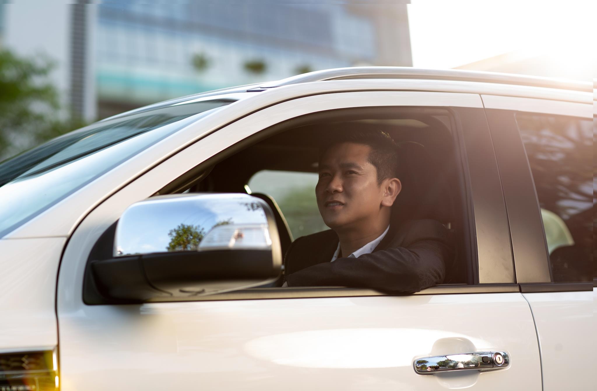 Ho Hoai Anh: Nghe sang tac luc sung man, khi can cho them trai nghiem hinh anh