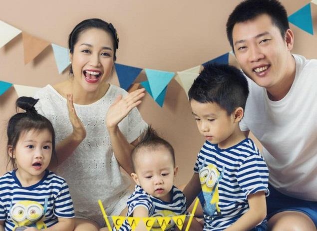 Gia dinh Oc Thanh Van cung nhau du hi xu Han dip he hinh anh