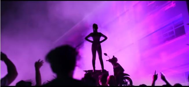 Video - “Xe tay ga Yamaha - Why not?” hinh anh