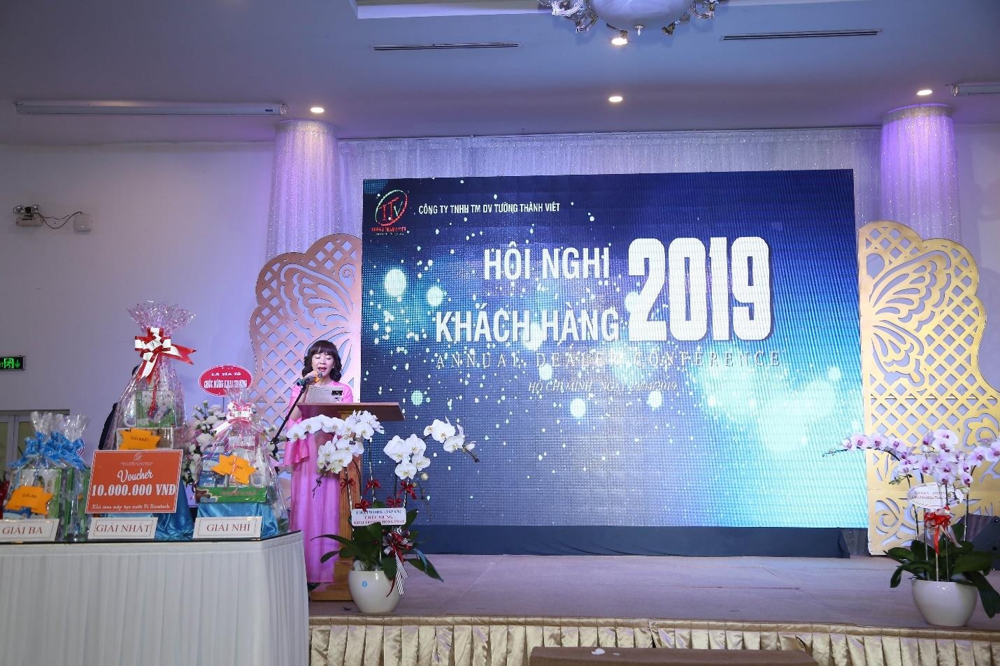 Tường Thành Việt ảnh 2 Tuong Thanh Viet anh 2