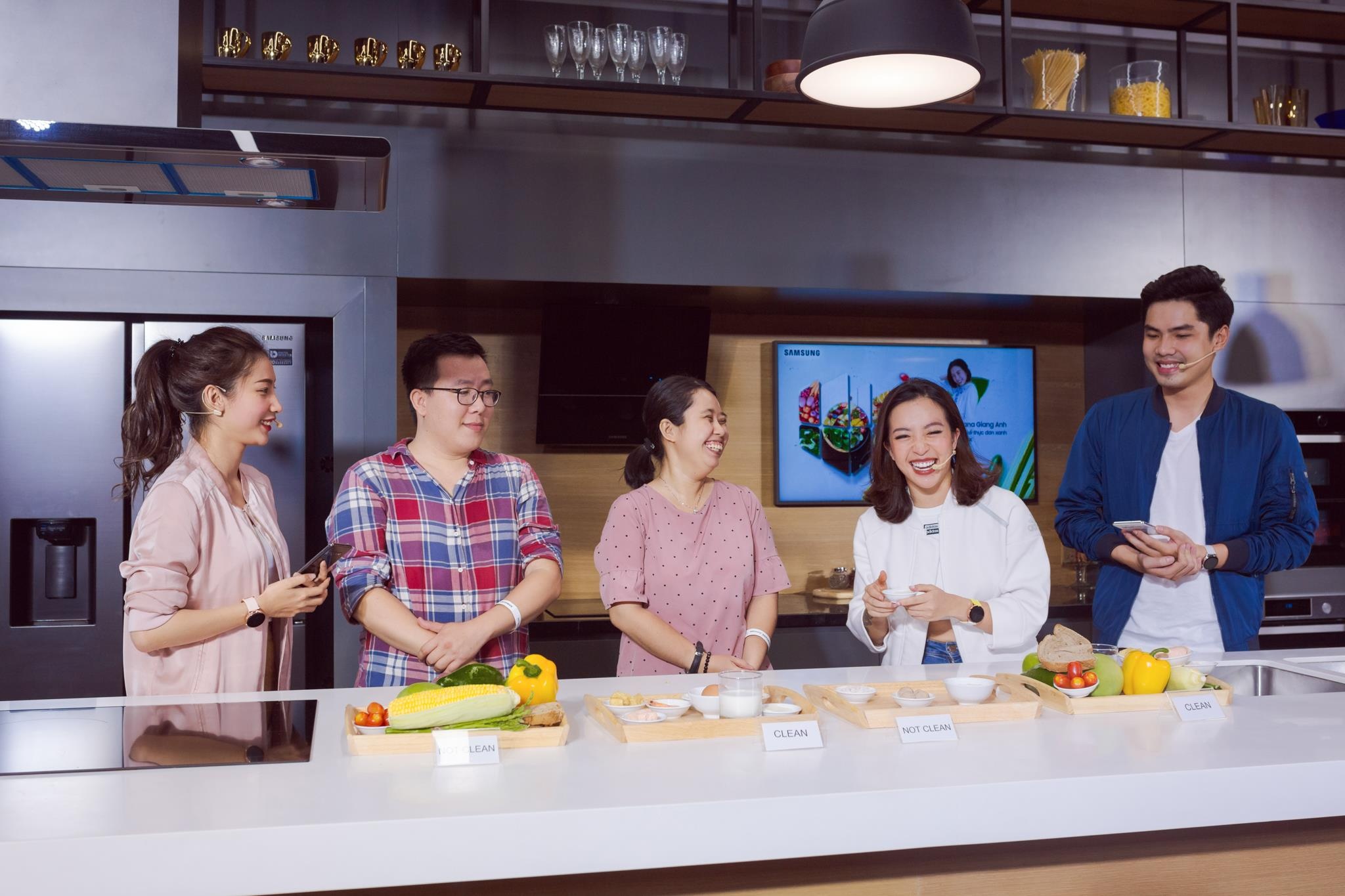 Samsung Showcase anh 4