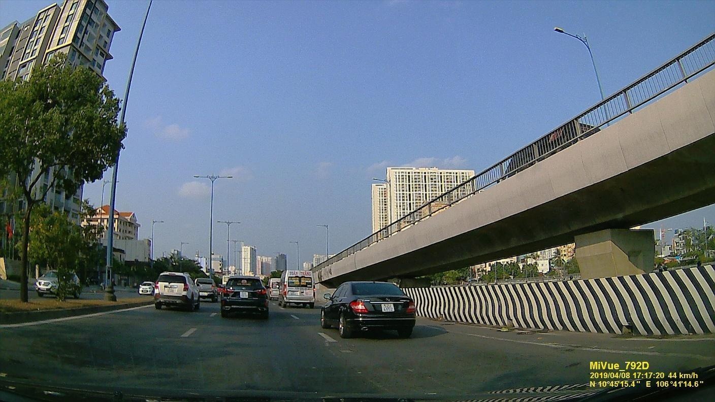 Camera hanh trinh Mio anh 3