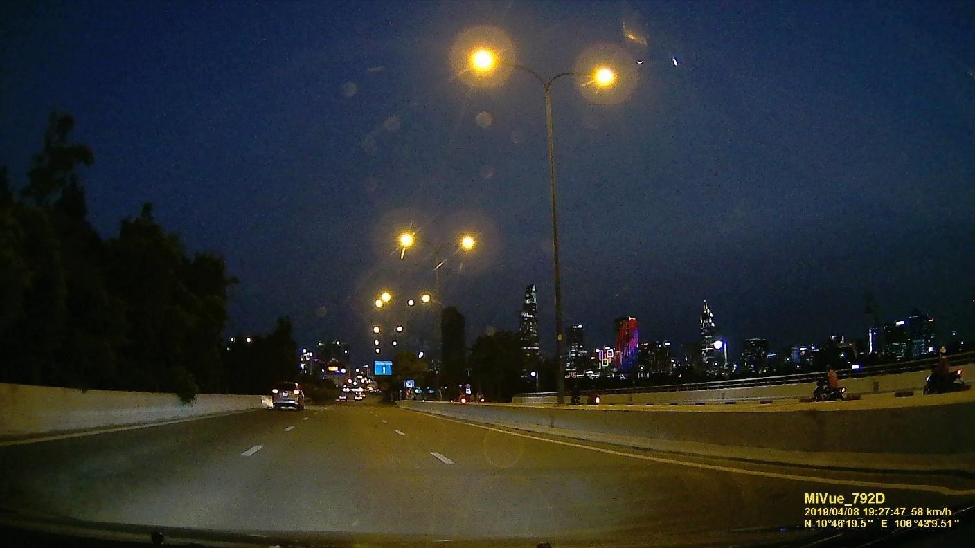 Camera hanh trinh Mio anh 2