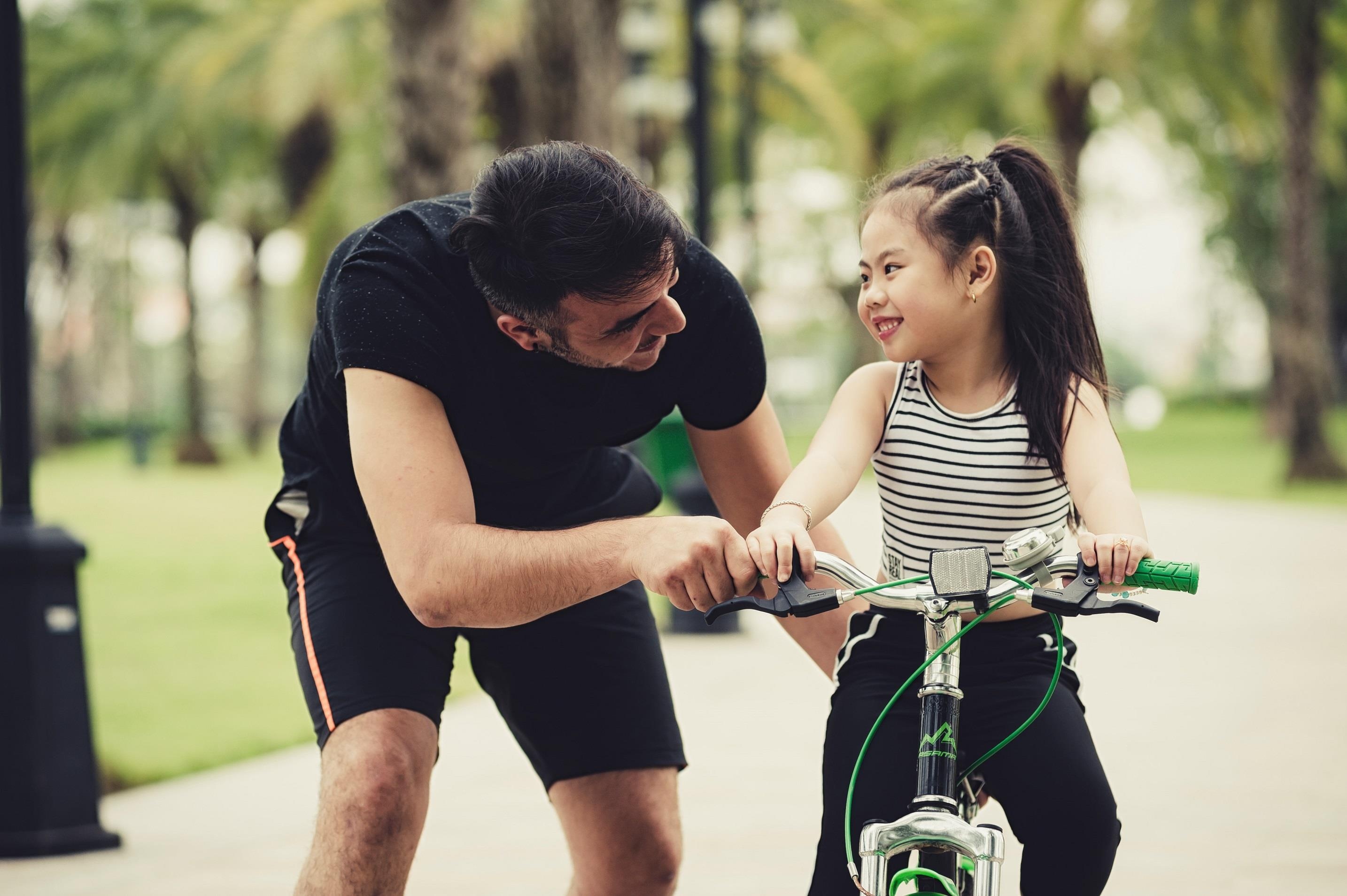 Song tai dai do thi thong minh, tre em duoc bao ve da lop nhu the nao? hinh anh