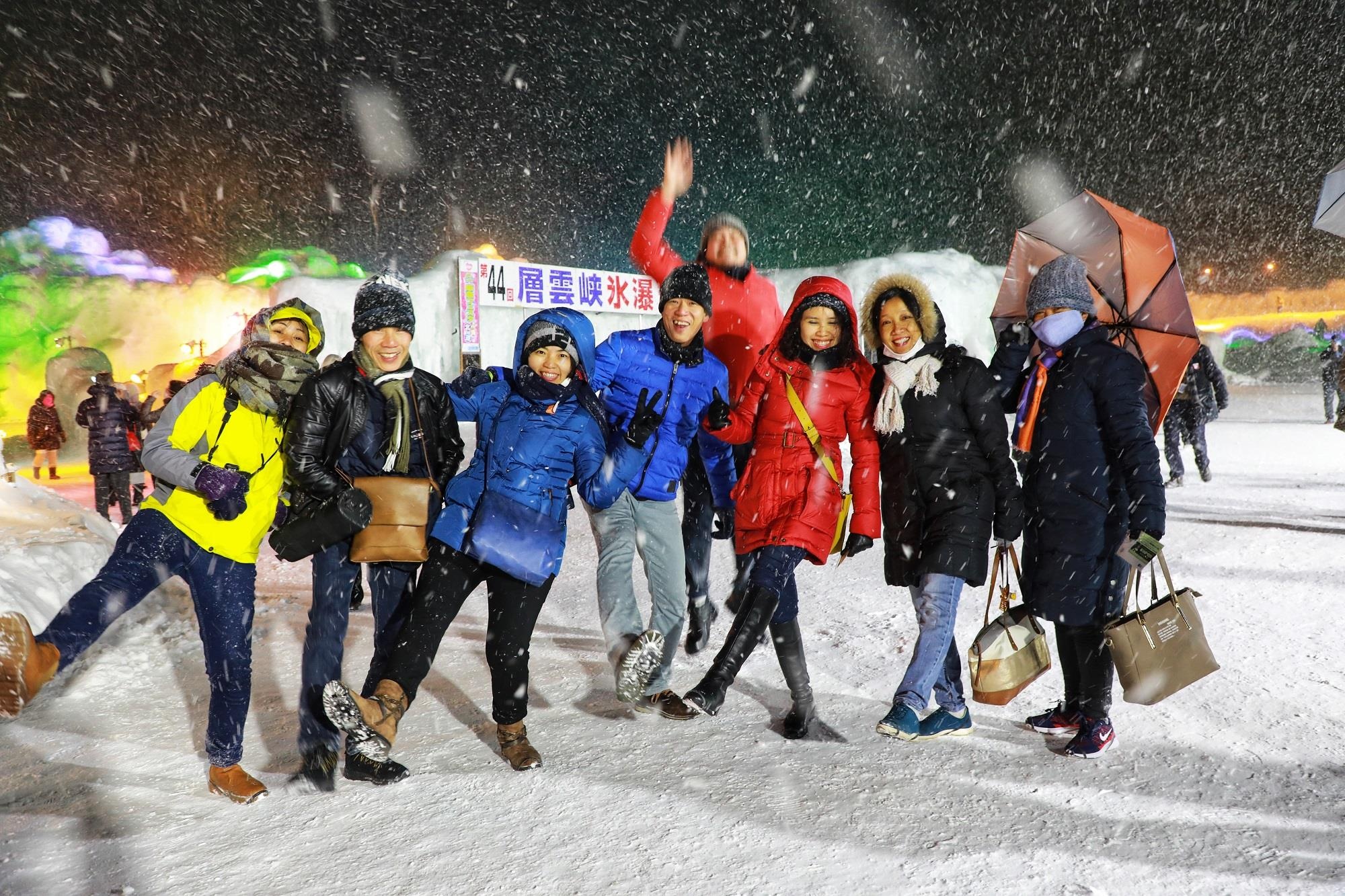 Cong ty Discover The World anh 7