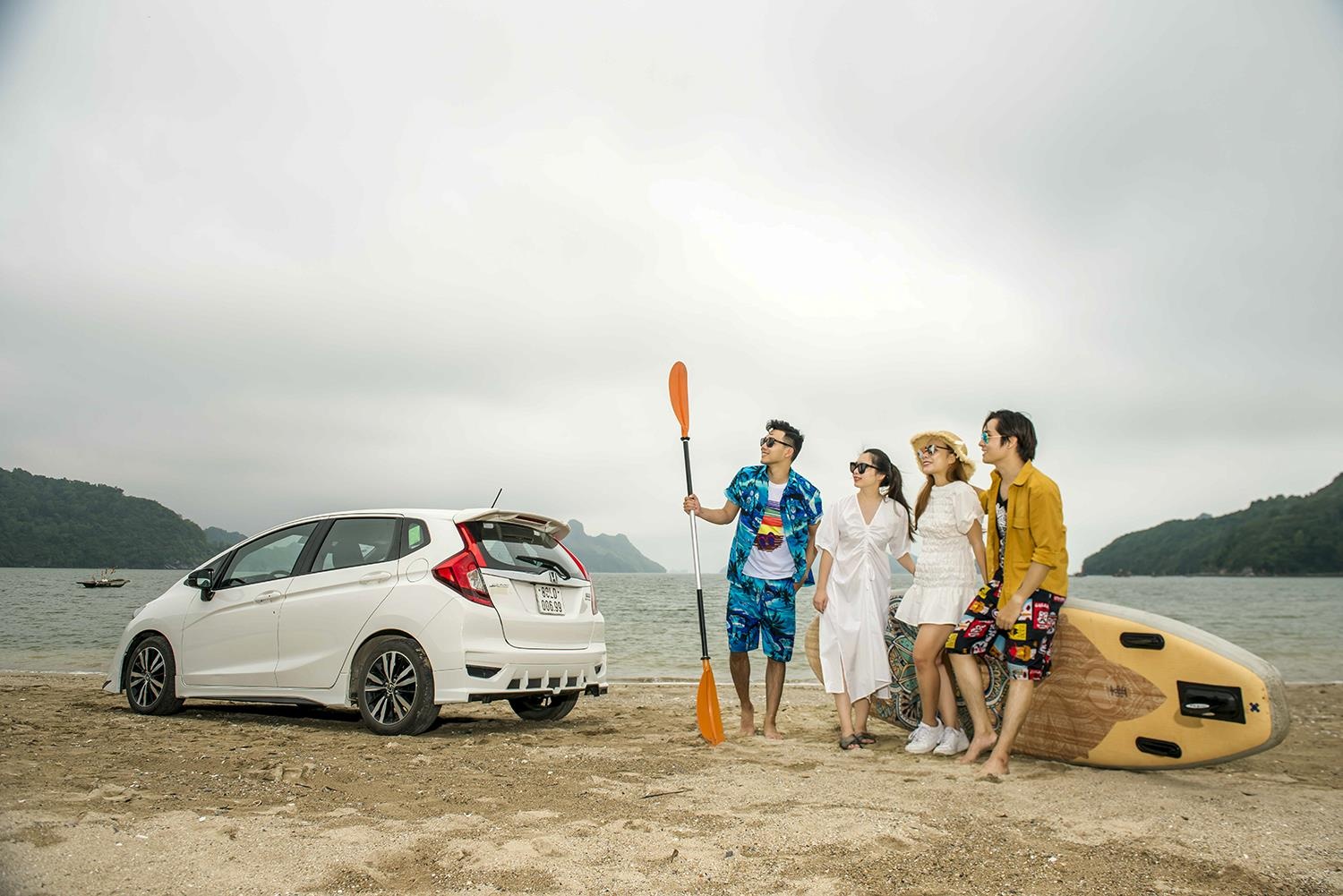 Ngau hung Cat Ba cung Jazz hinh anh