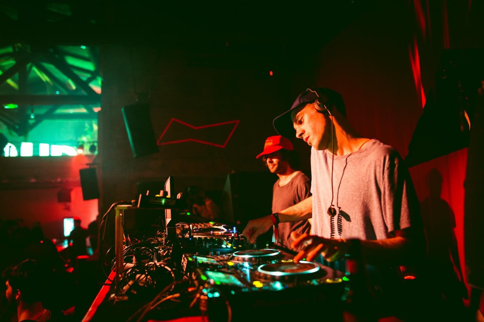 Gioi tre Sai thanh sap co 3 ngay 'bung no' voi am nhac va nghe thuat hinh anh