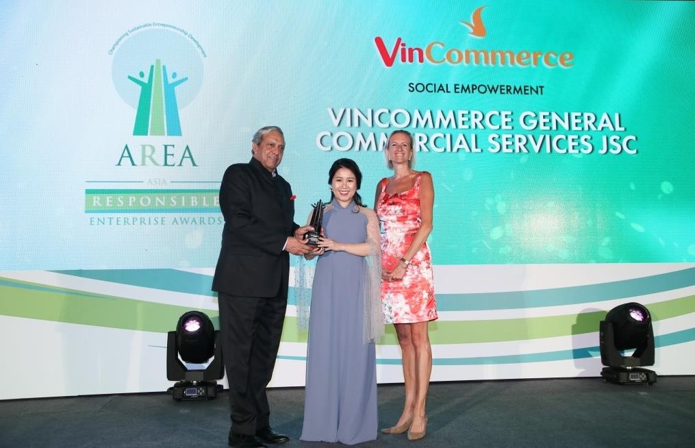 VinCommerce nhan giai tai 'Doanh nghiep trach nhiem chau A' 2019 hinh anh