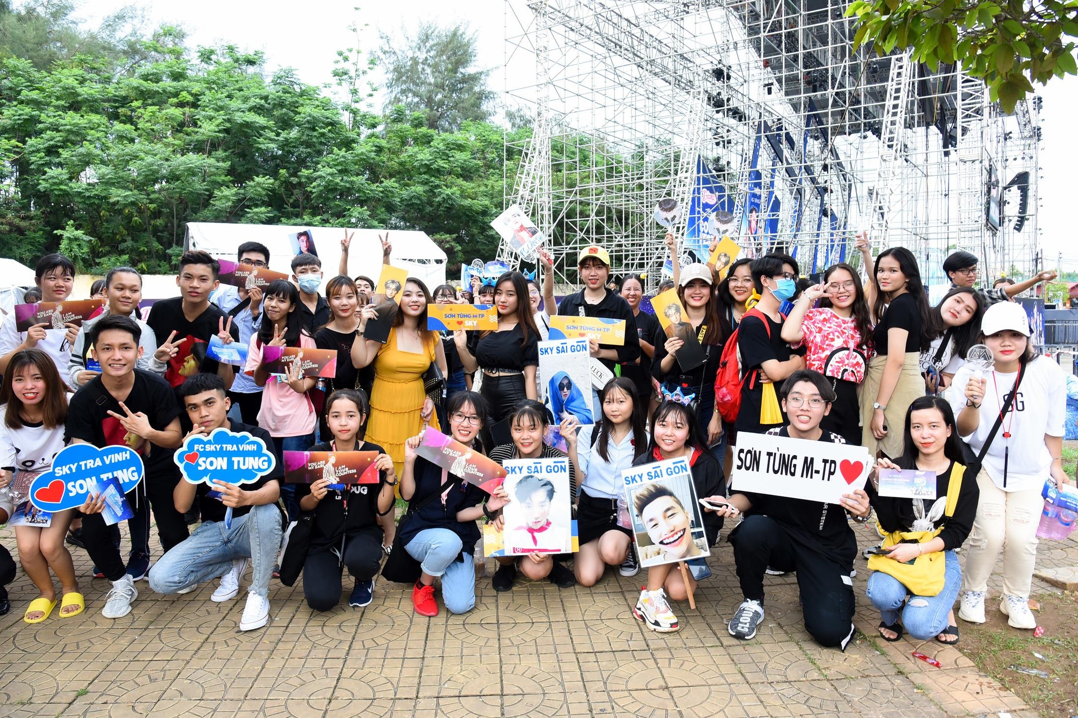 Diana,  Son Tung,  Monstar anh 7