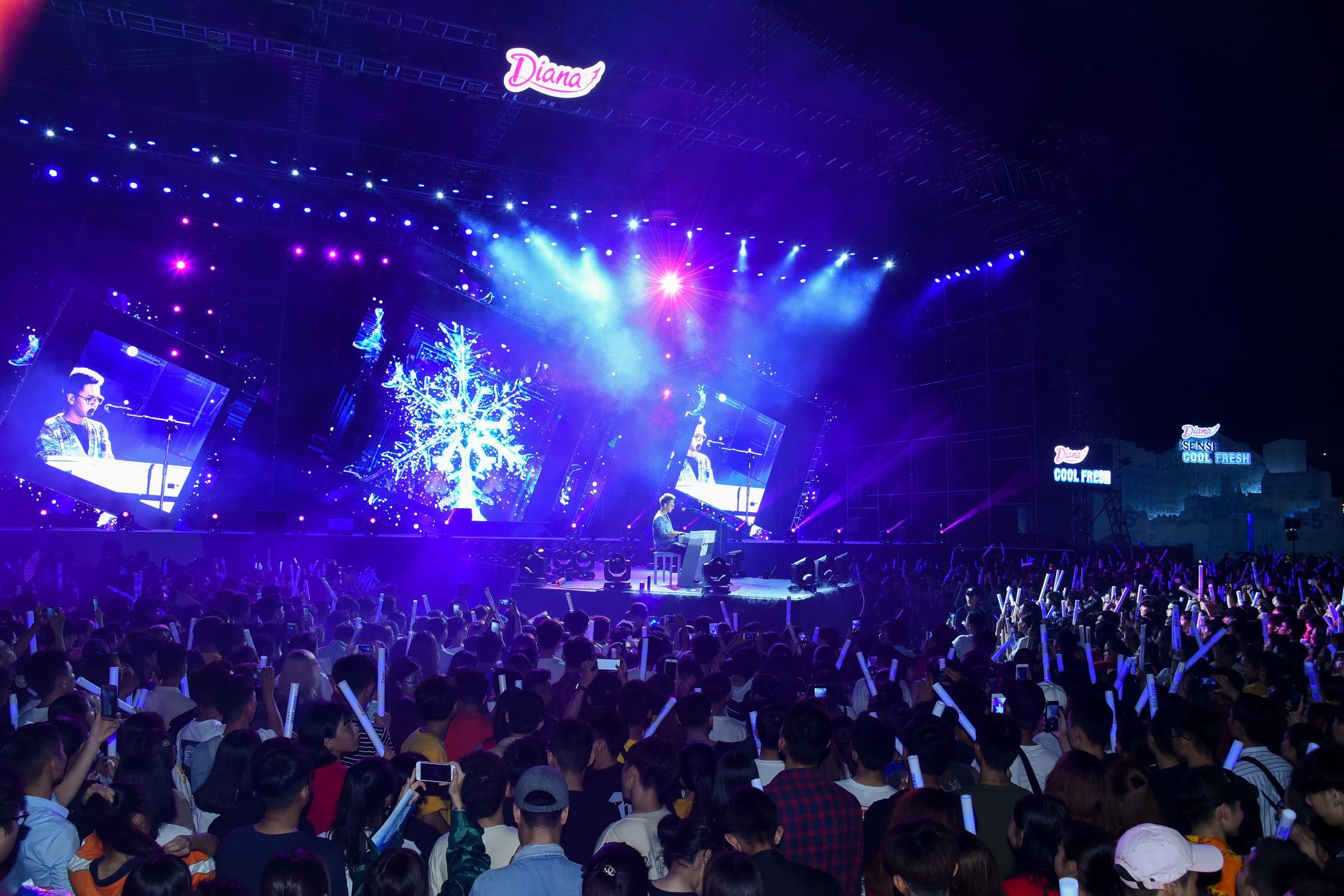 Diana,  Son Tung,  Monstar anh 5