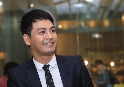 MC Phan Anh: 'Toi truong thanh tu hoat dong cho cong dong' hinh anh