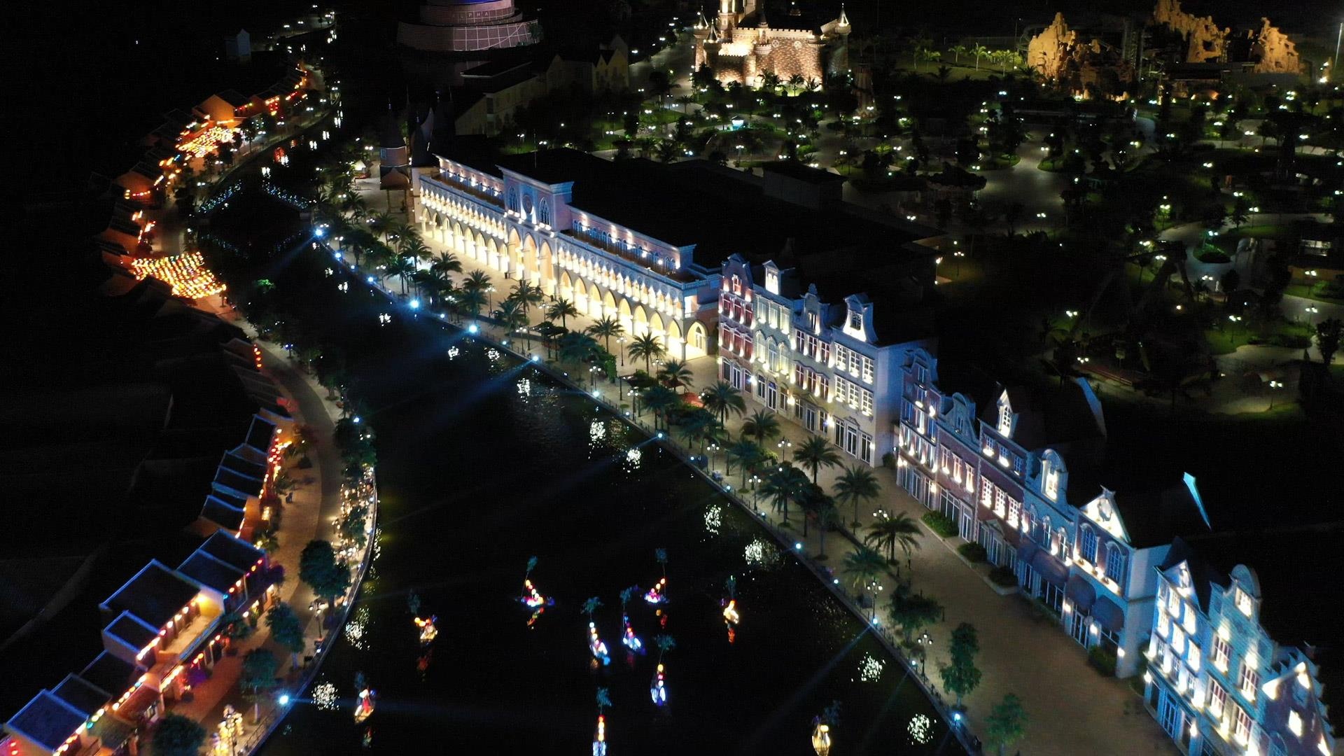 He lo san khau sac mau cua Lien hoan Thieu nhi Quoc te 2019 hinh anh