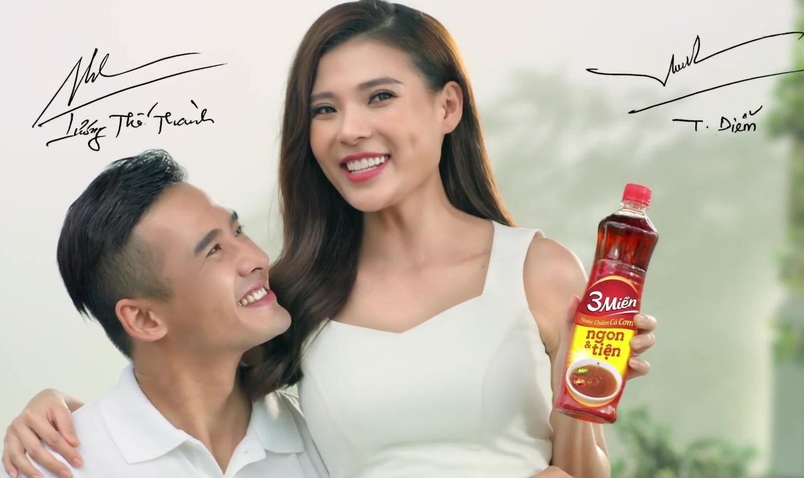 Video - Thuy Diem tiet lo bi quyet cho bua com ngon ngay ban ron. hinh anh