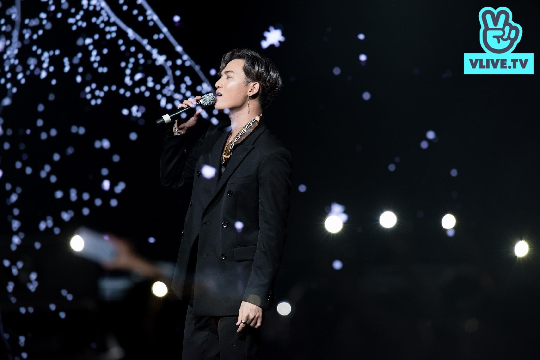 V Heartbeat Live anh 3