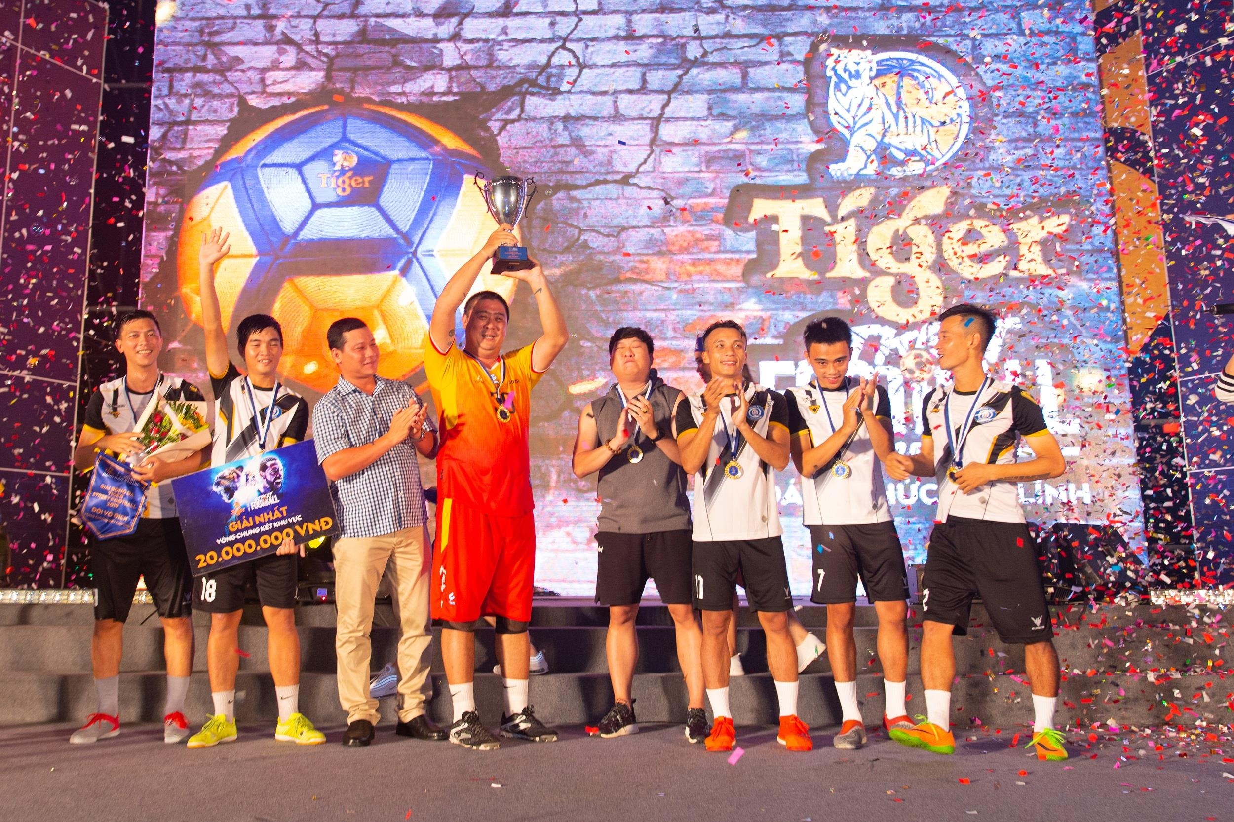 Tiger Beer anh 4