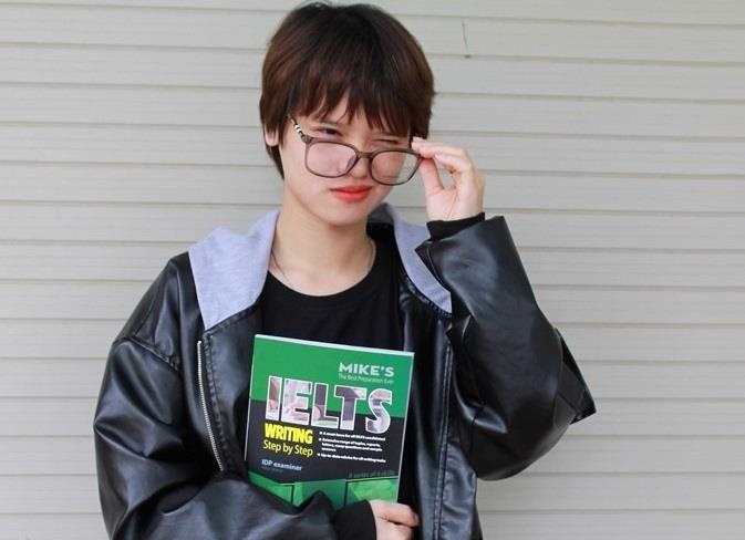 Co nang tomboy bat mi bi quyet chinh phuc ky thi IELTS hinh anh