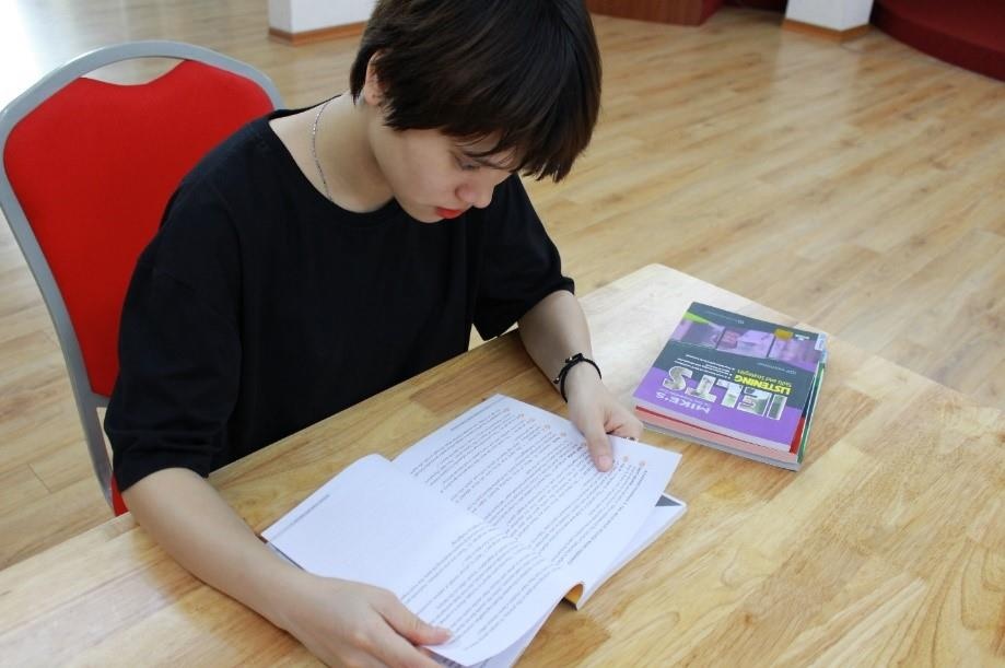 Sách IELTS ảnh 1 Sach IELTS anh 1