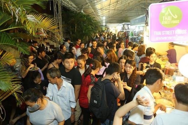 Hội chợ Mua sắm & Ẩm thực hàng Việt Nam - Thái Lan ảnh 2 Hoi cho Mua sam & Am thuc hang Viet Nam - Thai Lan anh 2