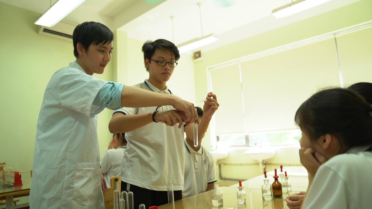 Hoc that, thi that - hanh trinh bat dau tu thay va tro hinh anh