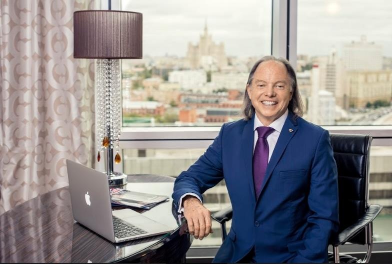 Tien si Phat hoc Michael Roach den VN chia se ve kinh doanh, cuoc song hinh anh