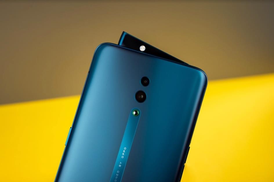 Camera truot 'vay ca map' va nhung nang cap sang gia tren Oppo Reno hinh anh