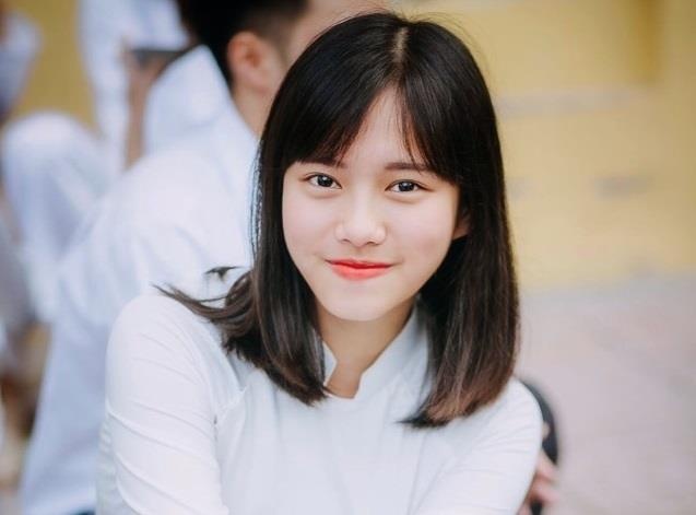 Nhan sac khong thua hot girl cua quan quan cuoc thi tai nang DH FPT hinh anh