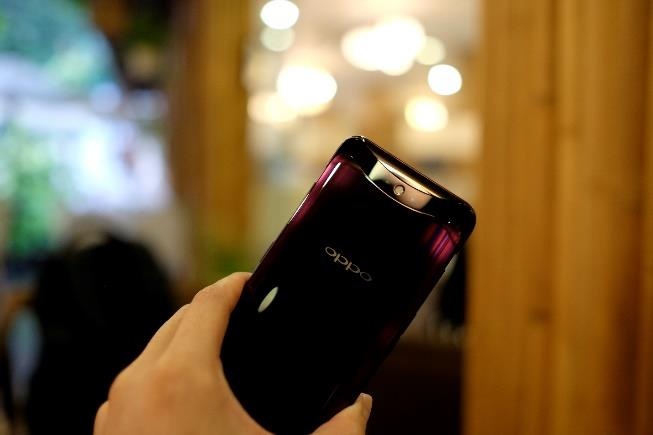 Oppo ảnh 3 Oppo anh 3