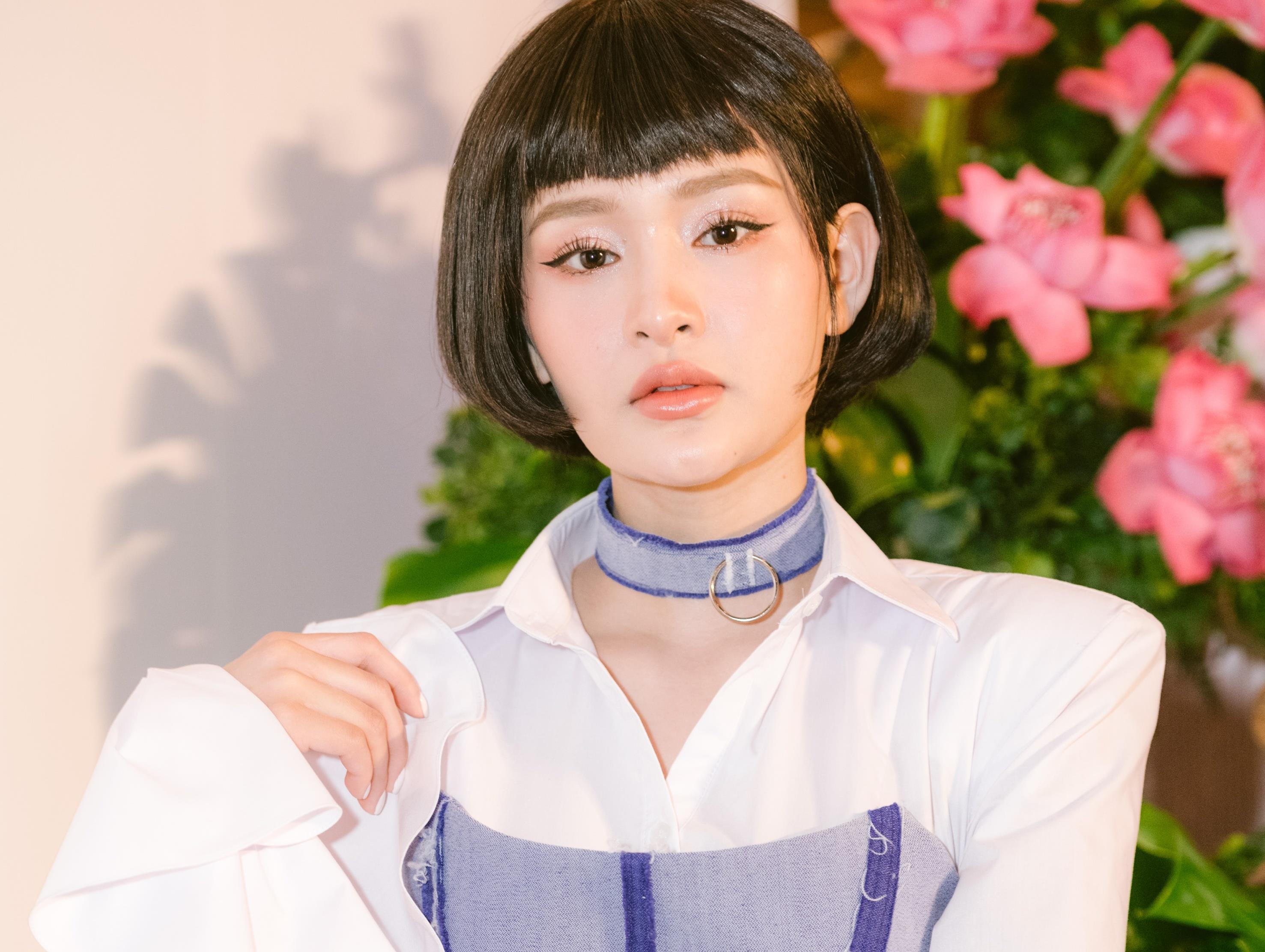 Nuoc gao va hoa sen - combo duong da, toc doc dao cua Hien Ho hinh anh