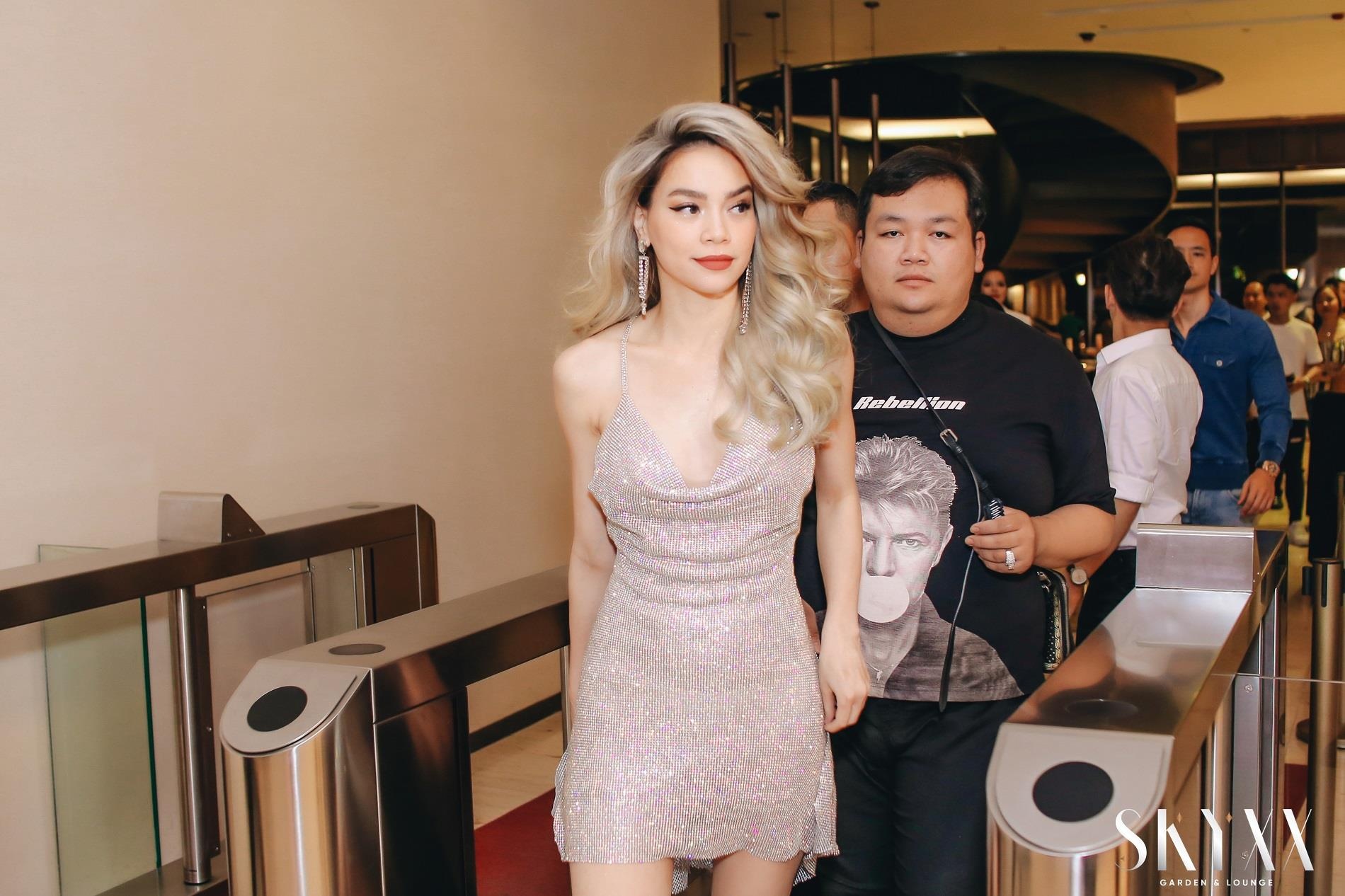 Skyxx - Garden & Lounge anh 1