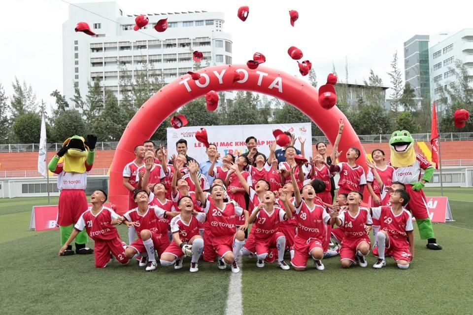 Toyota ảnh 2 Toyota anh 2