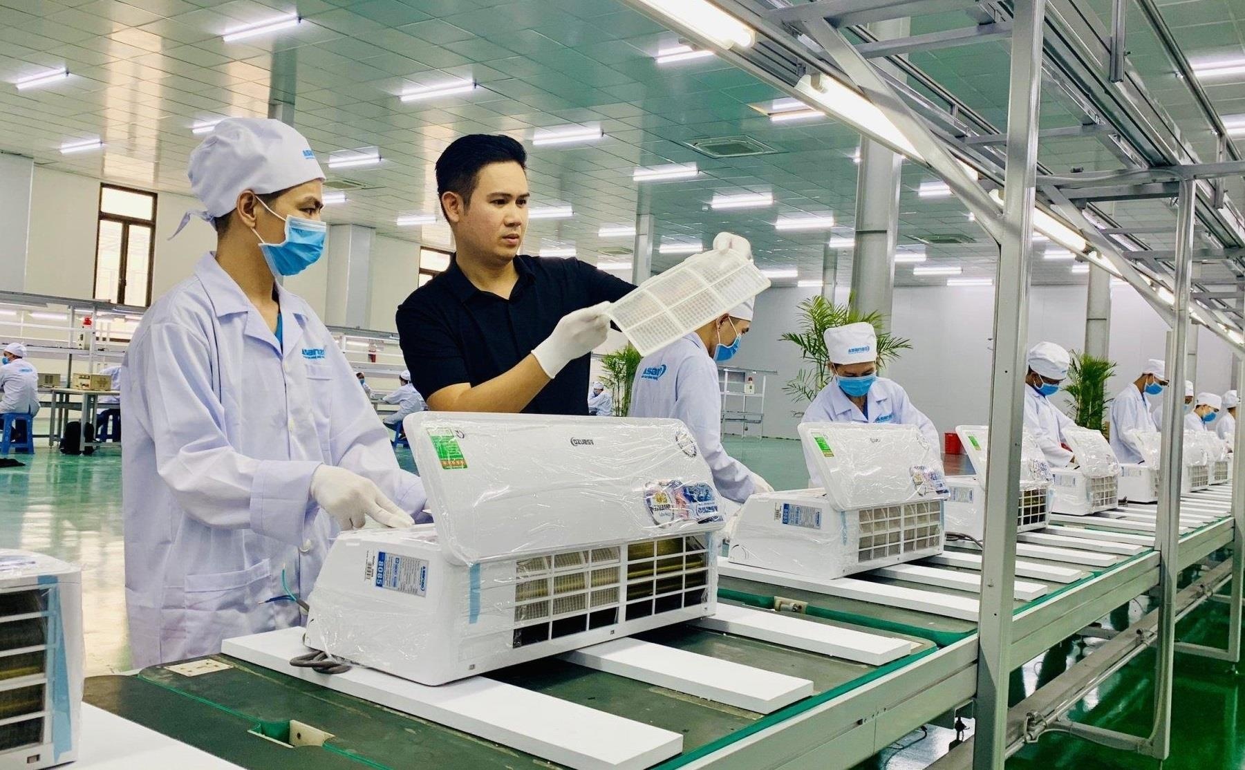 Sau 2 nam lan san lam dieu hoa, Asanzo co gi? hinh anh