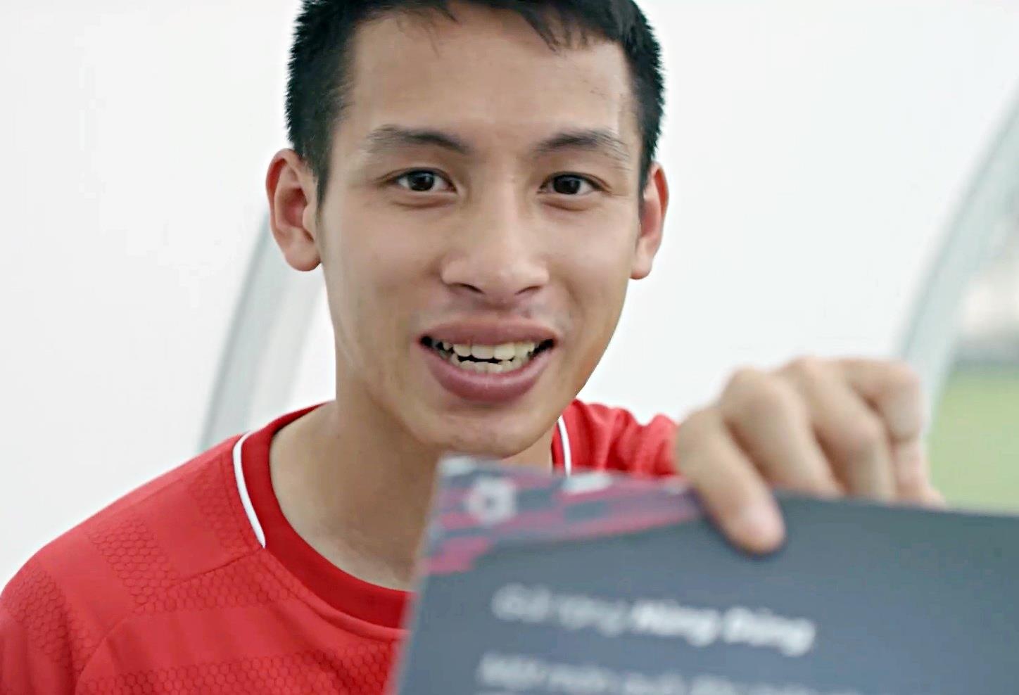 Hung Dung: 'Mon qua mang hinh thay Park nhac toi khong ngung co gang' hinh anh