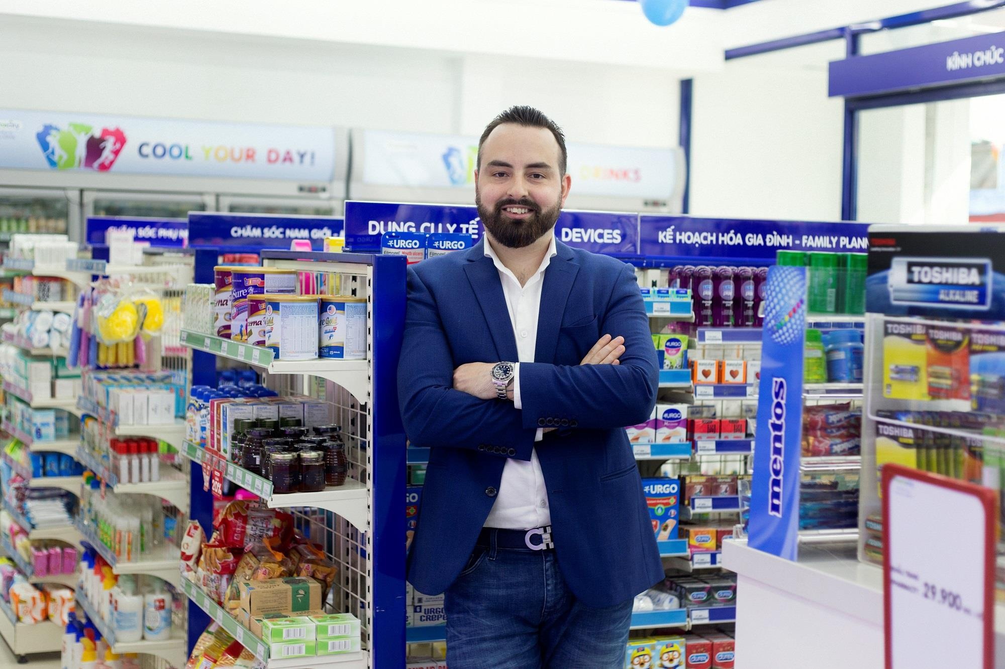 CEO Pharmacity: 'Chung toi theo duoi su hai long cua khach hang' hinh anh