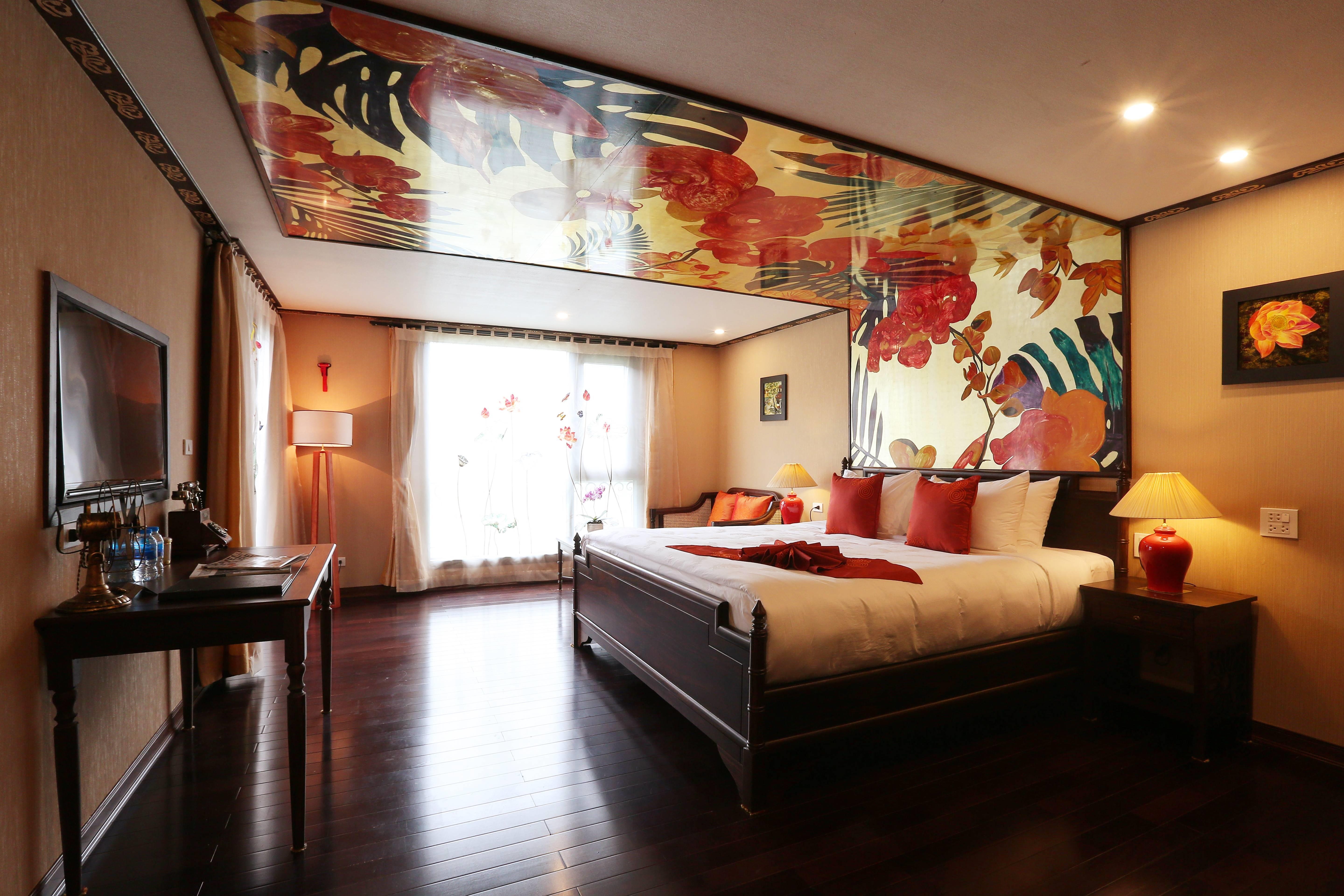 Du thuyen Indochine anh 4