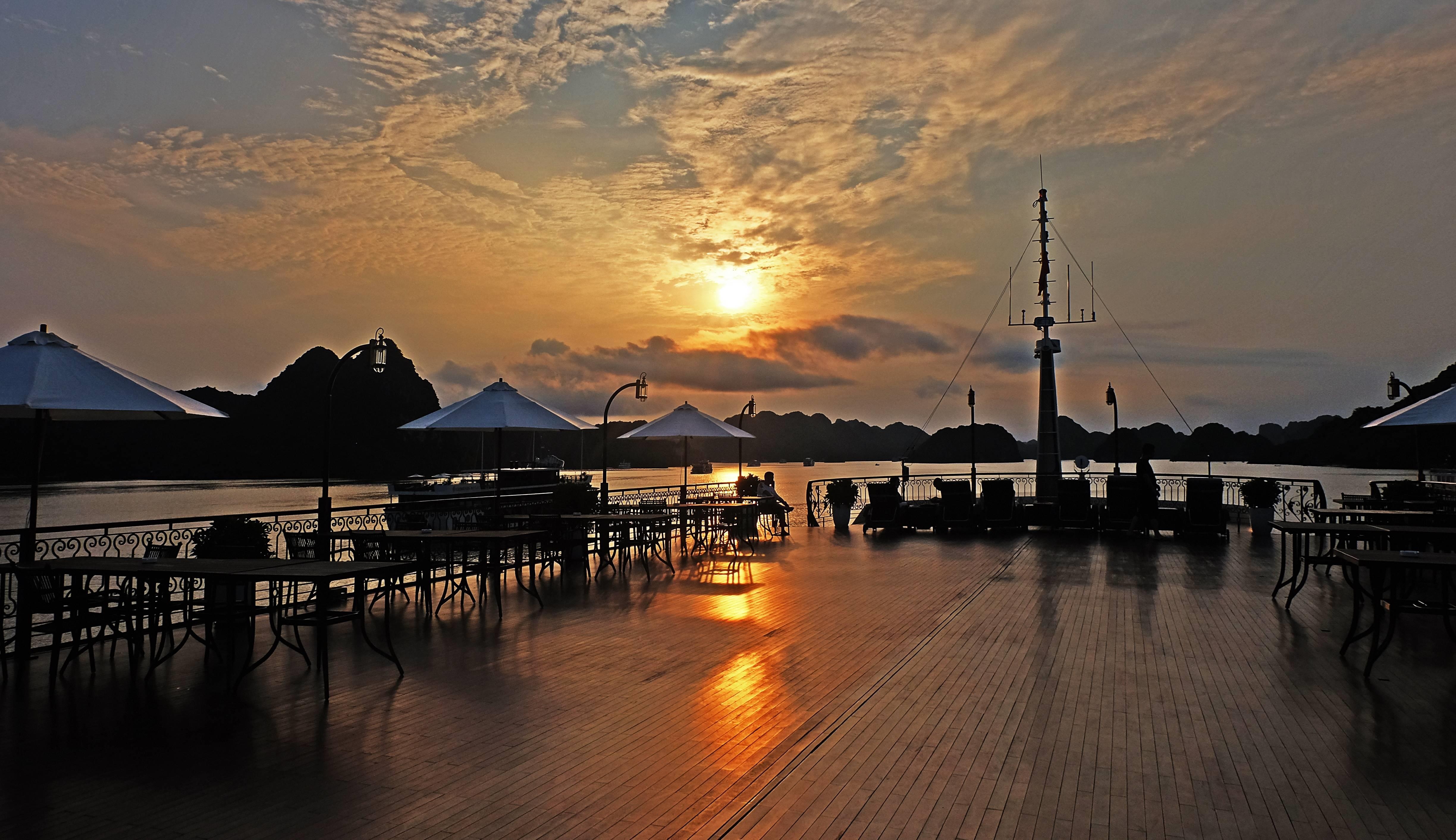 Du thuyen Indochine anh 7