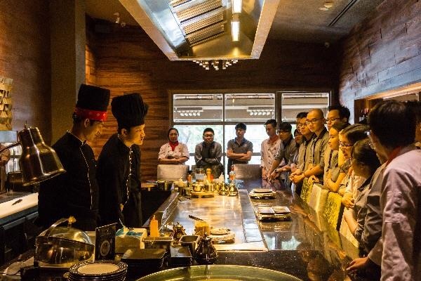 Hướng Nghiệp Á Âu  ảnh 3 Huong Nghiep A Au anh 3