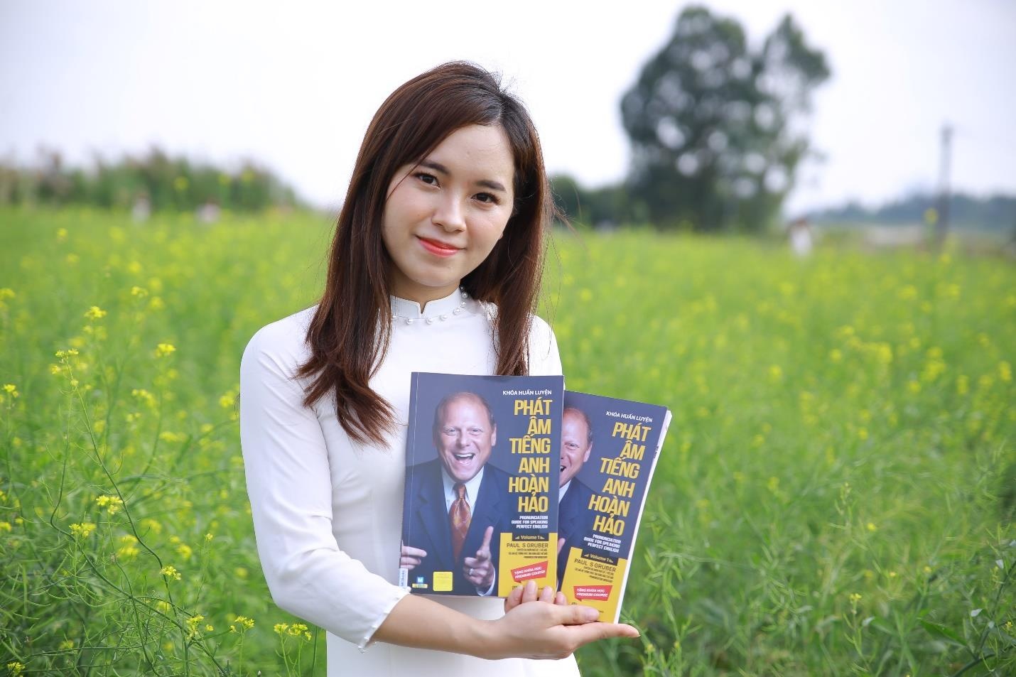 4 cuon sach hoc tieng Anh hieu qua danh cho nguoi mat can ban hinh anh