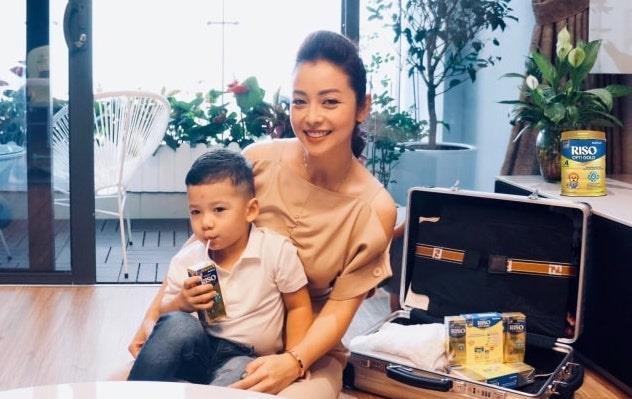 Kheo nhu Jennifer Pham, chon 'sua mat' ngua tao bon cho con dip he hinh anh