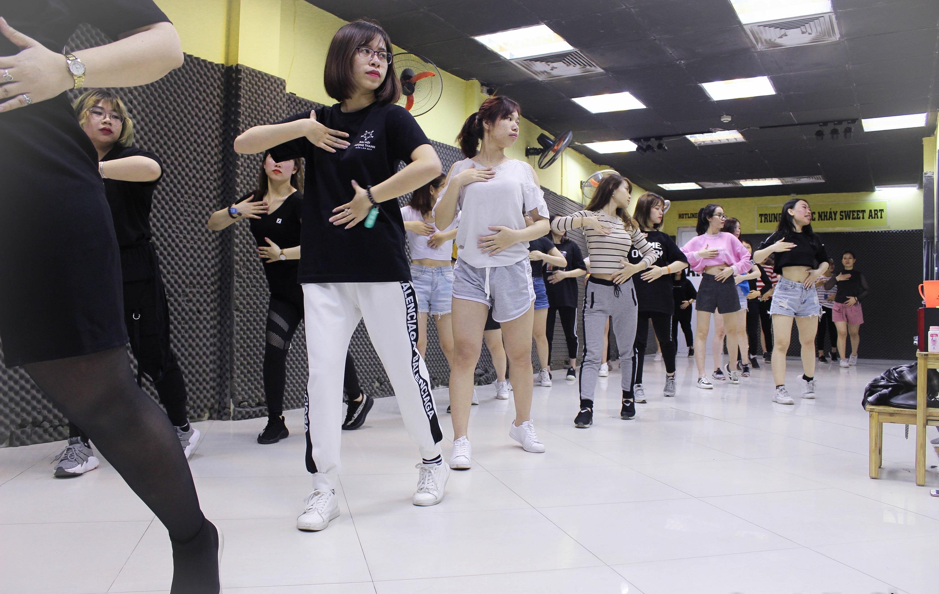 Trung tâm học nhảy hiện đại Sweet Art ảnh 1 Trung tam hoc nhay hien dai Sweet Art anh 1