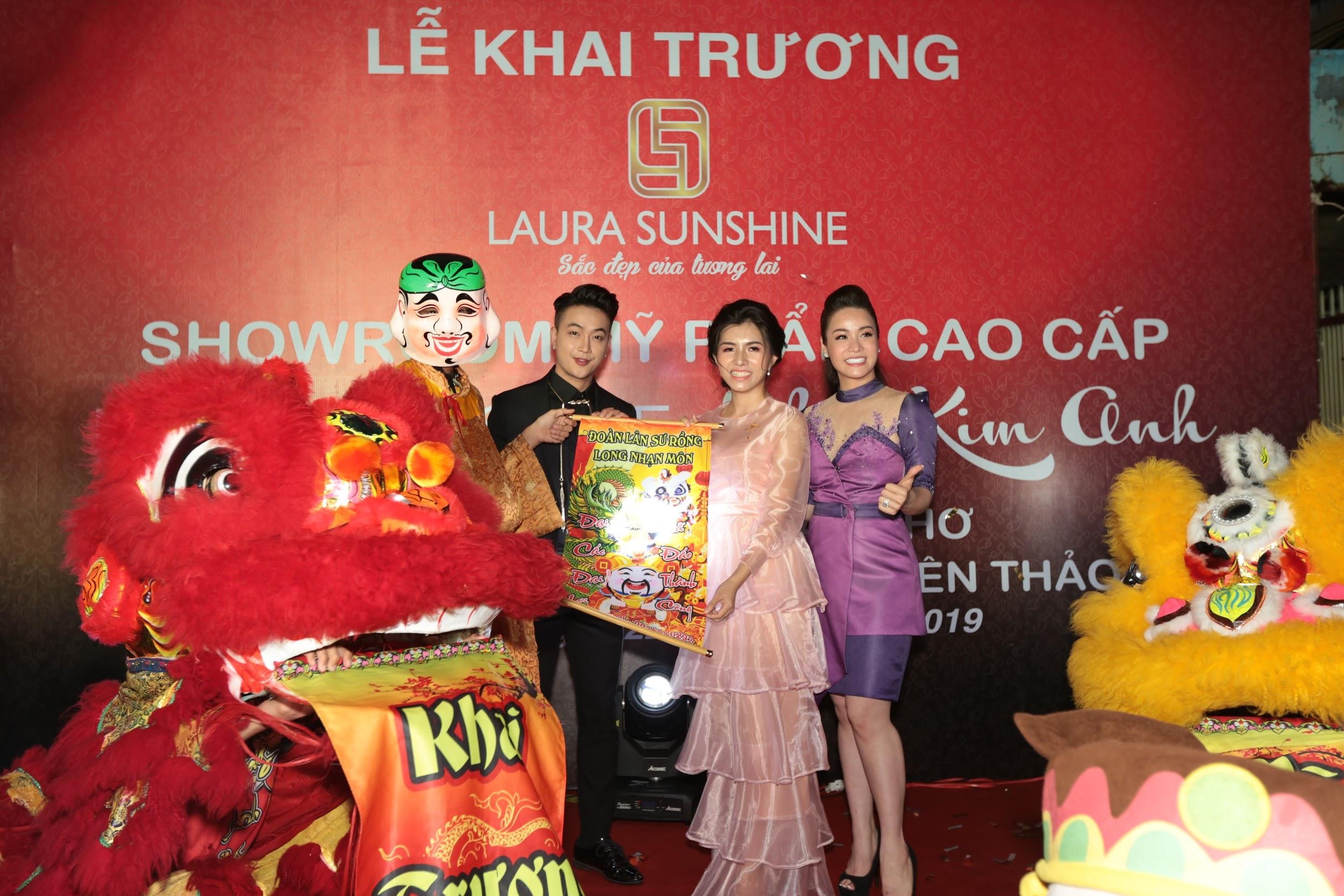 Laura Sunshine anh 4