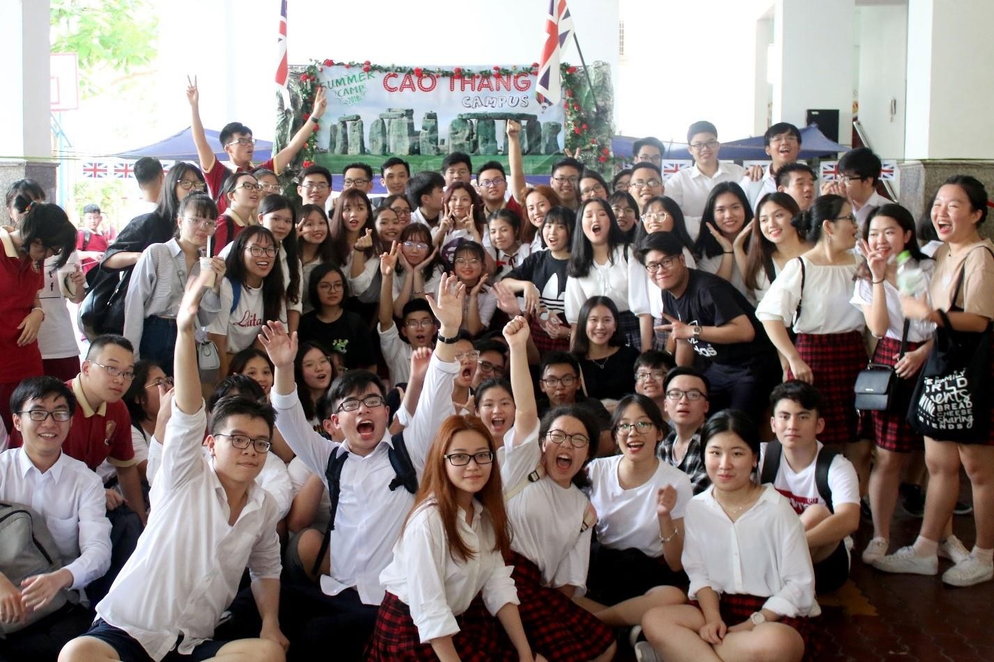 Truong Quoc te A Chau anh 3