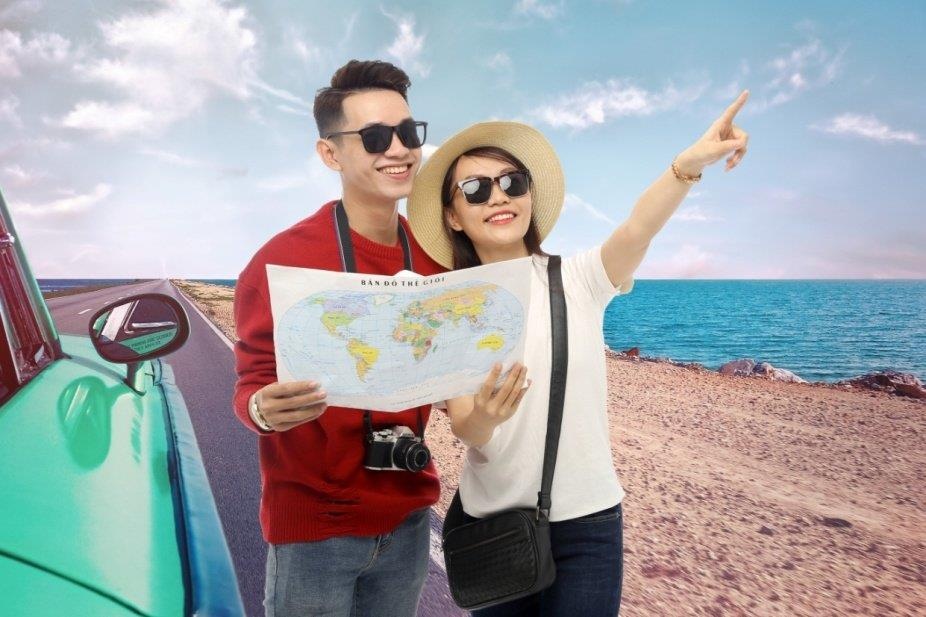 Thich la xach balo len va di, tuoi tre dung de do du can duong hinh anh