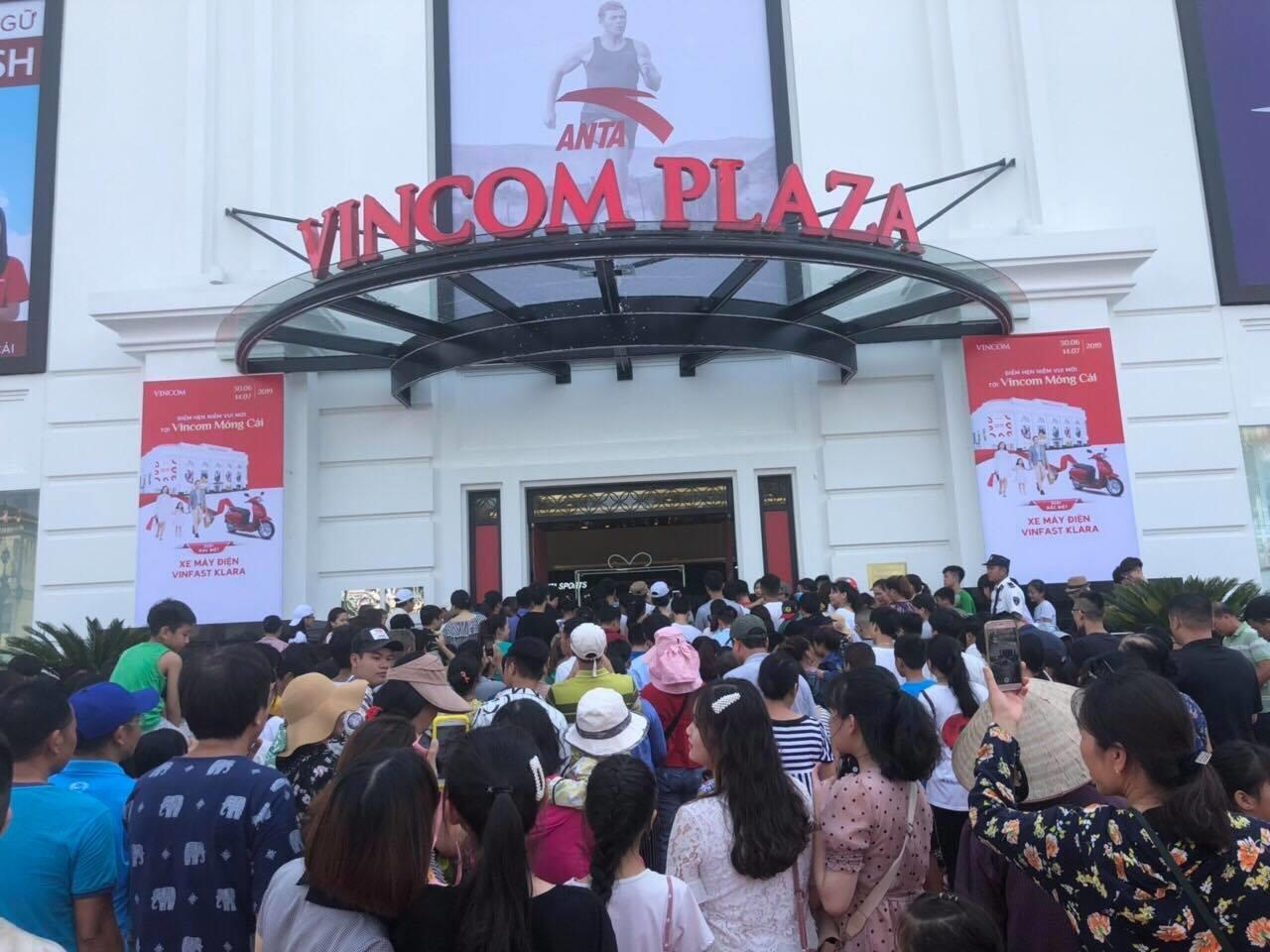 Vincom Plaza Mong Cai anh 3