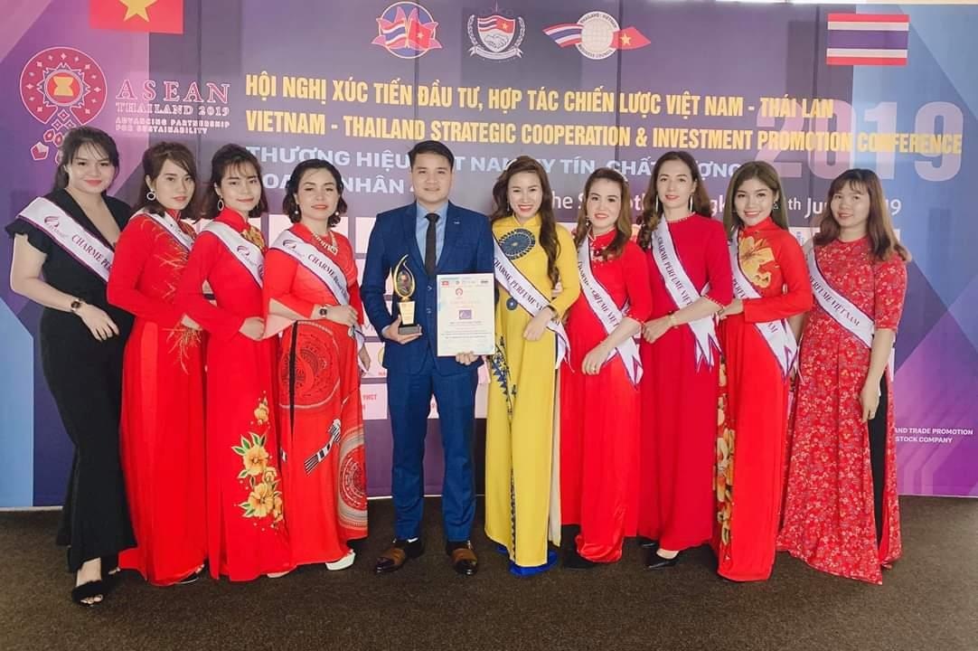 Charme Perfume anh 1