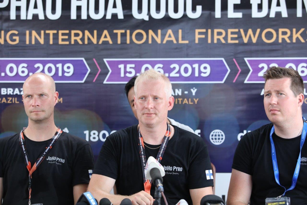 Doi Phan Lan se su dung nhac Viet cho man phao hoa chung ket DIFF 2019 hinh anh