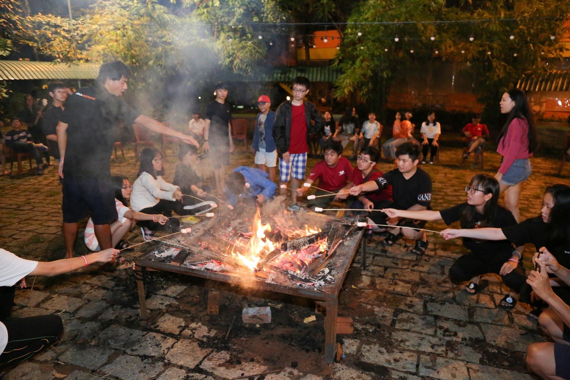 Anh van Hoi Viet My VUS anh 10